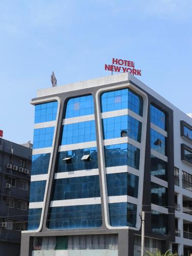 an office building with the hotel mykonos at HOTEL NEW YORK in Ahmedabad