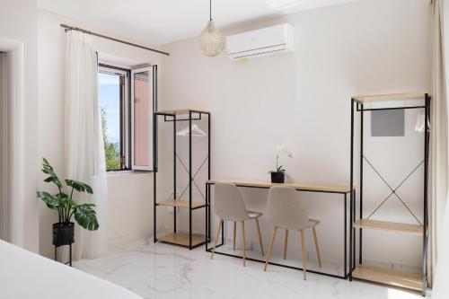 Corfu Town Luxury Studio -B