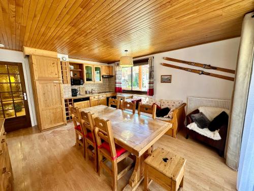 Grand appartement lumineux 53m², 3 pièces, 6 à 8 pers, centre station, pied pistes