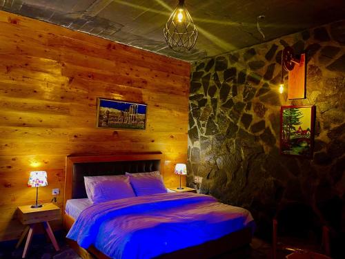 Postel nebo postele na pokoji v ubytování Ridge Inn