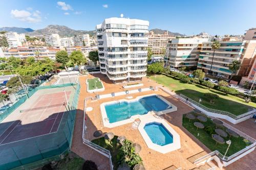 Trópico Carihuela View & Parking