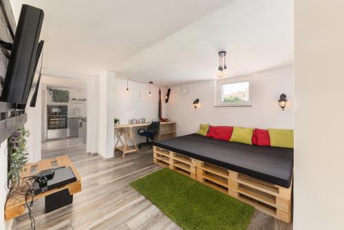 Dapur atau dapur kecil di Apartments Rok