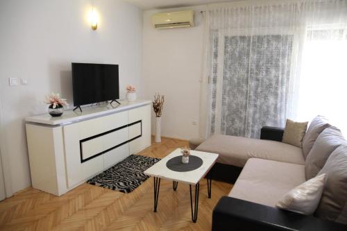 Apartments Kresan