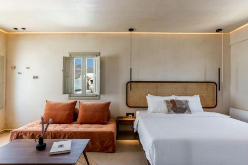 Кровать или кровати в номере Peranosa the Residency