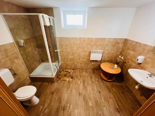 Un baño de Mátyus Udvarház Kengyel Fogadó Eger