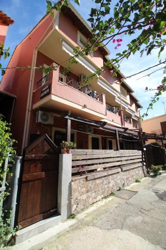 Bangunan di mana terletaknya apartmen