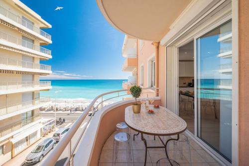 Le COQ Symphonie- Parking - Bord de mer