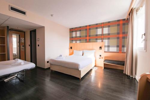 easyHotel Nice Old Town photo 24