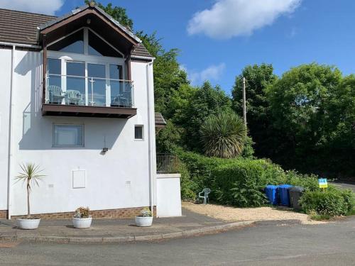 Afbeelding uit fotogalerij van Alba, Beach Front Close to Restaurant in Lamlash