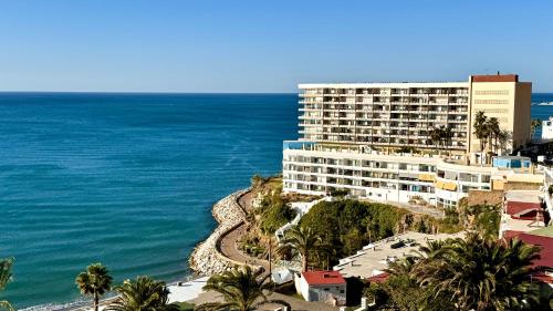 Torre De La Roca with amazing sea views!