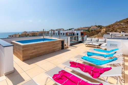 Penthouse Middle Views