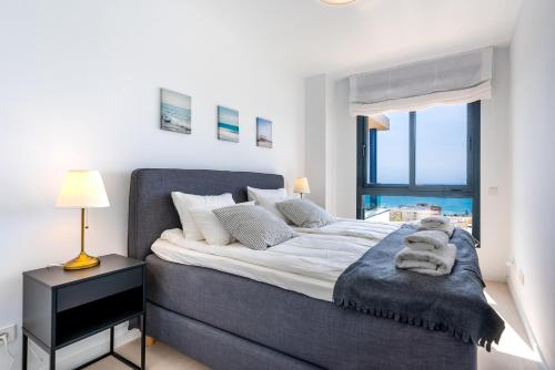 Penthouse Middle Views