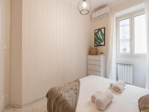 The Best Rent - Spacious one-bedroom apartment near Colosseum