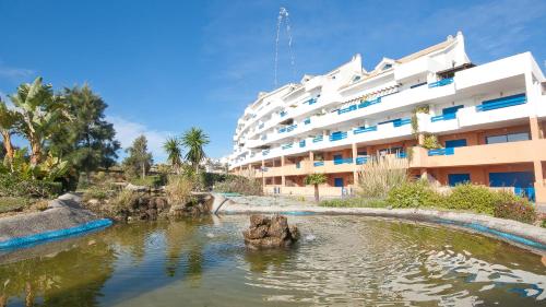 Duquesa Suites 305