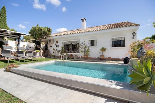 Villa Al Andalus - Solo Familias