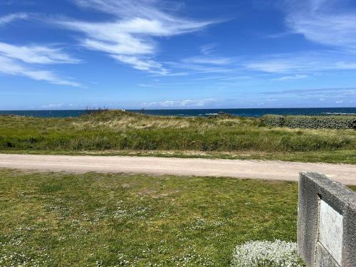 708 - Maison Lanruen, les pieds dans l'eau.