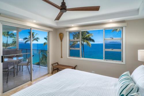 En eller flere senge i et værelse på Royal Mauian 614