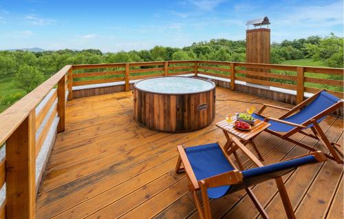 Amazing Home In Bukovac Perusicki With Sauna