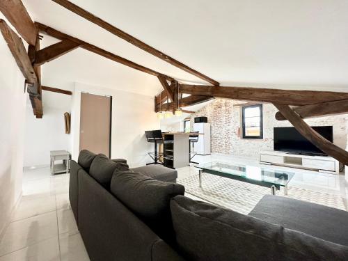 Kuchyň nebo kuchyňský kout v ubytování Les Remparts de Pitrac - Au Cœur de l'Hyper Centre