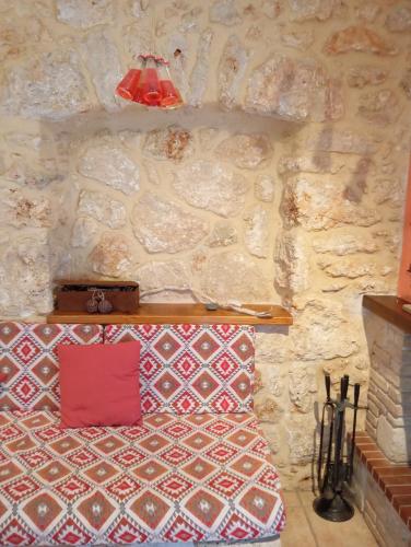 Gallery image of Niko's Stone Guest House in Plitra