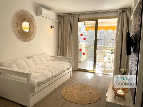 Sun Beach Novelty 3 experience