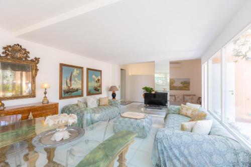 Tre Lune Penthouse by Rental in Roma