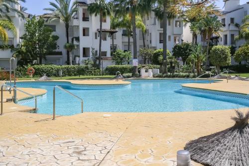 Paradise at Costalita beachfront apartment RDR390