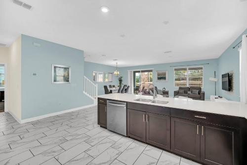 Summer Sale - 8BR Home with Private Pool By Disney! photo 12