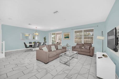 Summer Sale - 8BR Home with Private Pool By Disney! photo 18