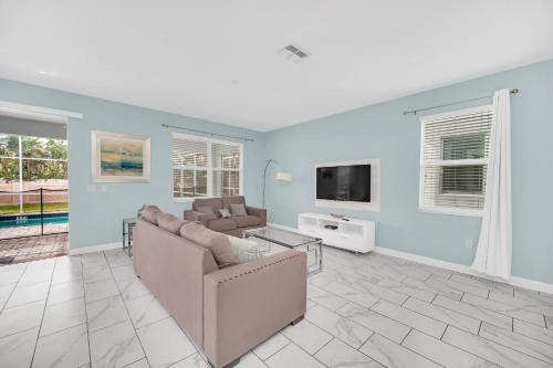 Summer Sale - 8BR Home with Private Pool By Disney! photo 19