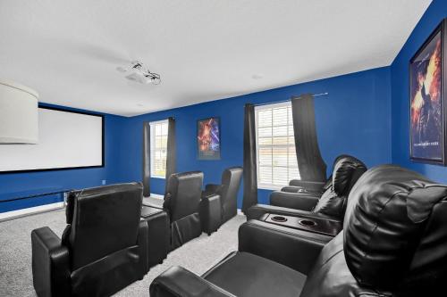 Summer Sale - 8BR Home with Private Pool By Disney! photo 4
