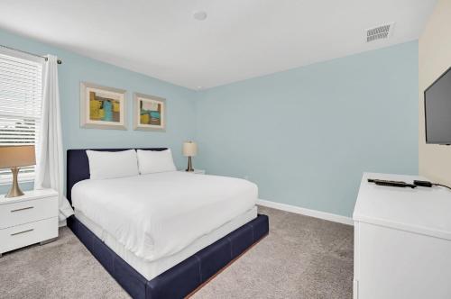 Summer Sale - 8BR Home with Private Pool By Disney! photo 25