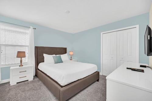 Summer Sale - 8BR Home with Private Pool By Disney! photo 38