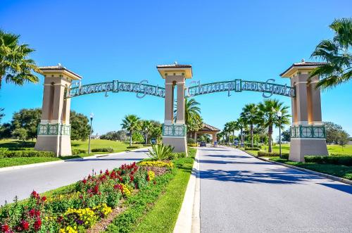 Summer Sale - 8BR Home with Private Pool By Disney! photo 52