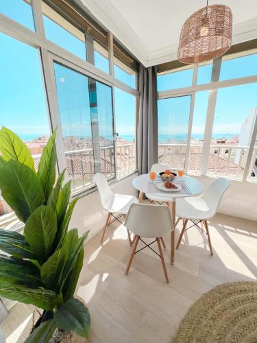 Palm Beach Aparment Sea Views