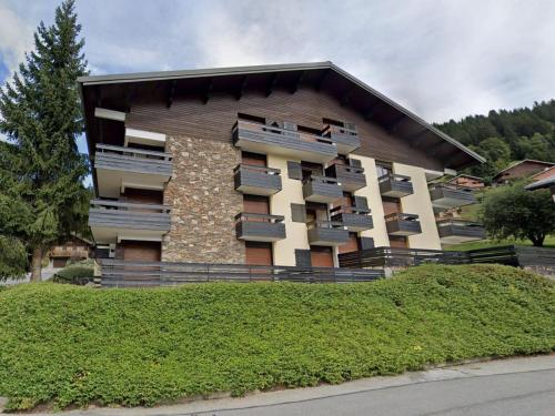 Appartement à Petit-Châtel avec WIFI et parking, animaux acceptés