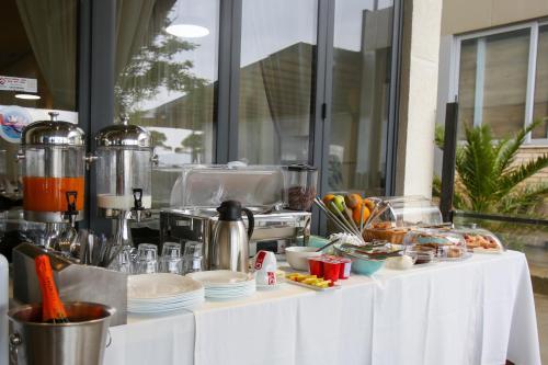 Jídlo v hotelu nebo okolí