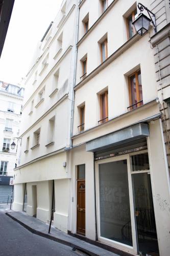 Le 64 Rue Chapon