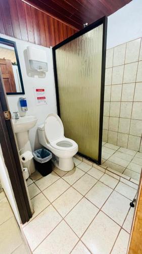 Un baño de Hostel El Pretal