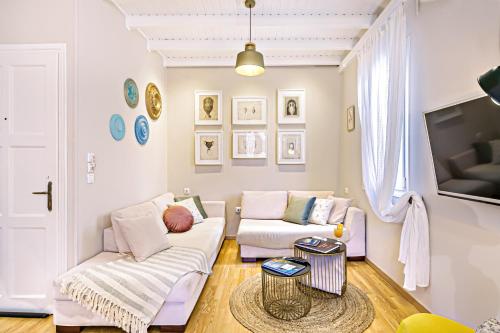 2BDR Top Floor Apartment-Heart of Corfu Old Town