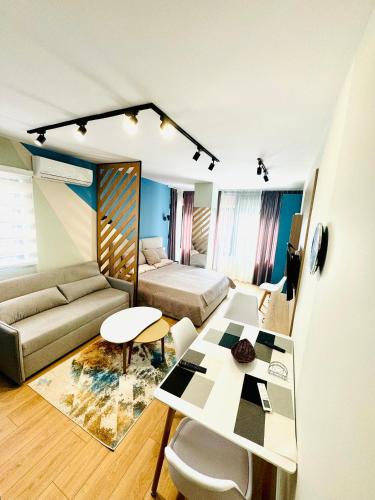 Blue Luxury Apartment