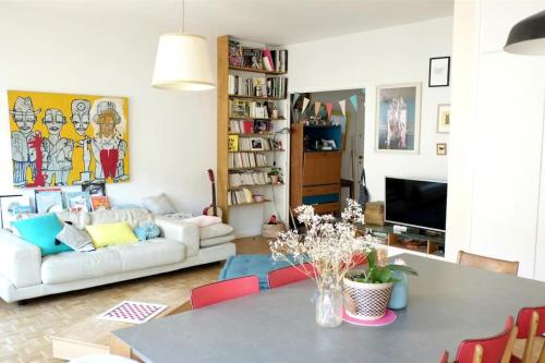 Sunny apartment Garibaldi Port, Private parking