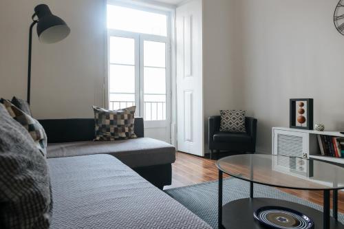 Diogo's Alcântara Apartment I by Mycelia