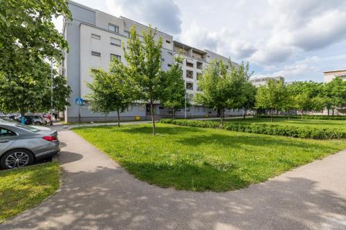Apartments with parking spaces Zagreb - 22137