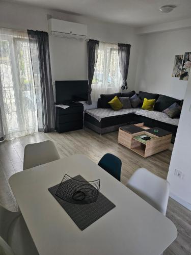 Posezení v ubytování Apartments with parking space Podgora, Makarska - 22286