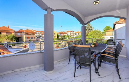 Amazing Apartment In Zadar With Wifi