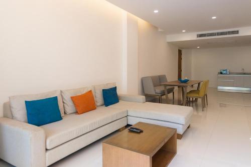 Ruang duduk di The Residence Pelican Krabi