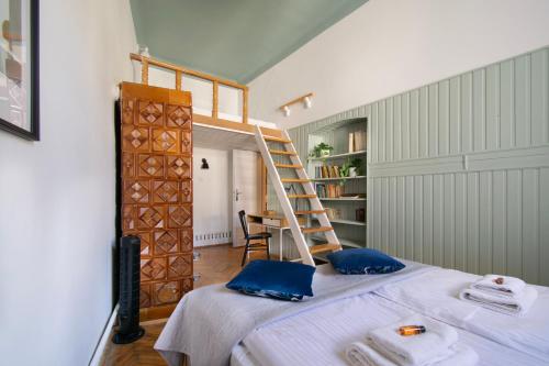 Posteľ alebo postele v izbe v ubytovaní Vintage Apartment Gertrudy street