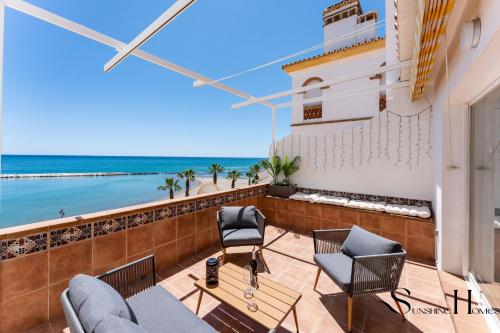 2bed beach apartment , first line lux