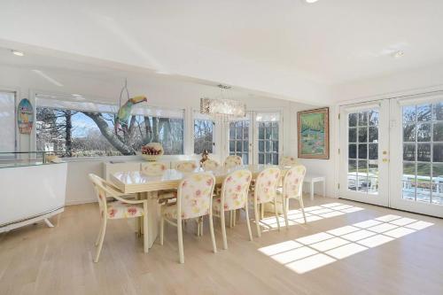 Fotografie z fotogalerie ubytování Villa Burak - Luxury with pool v destinaci Bridgehampton